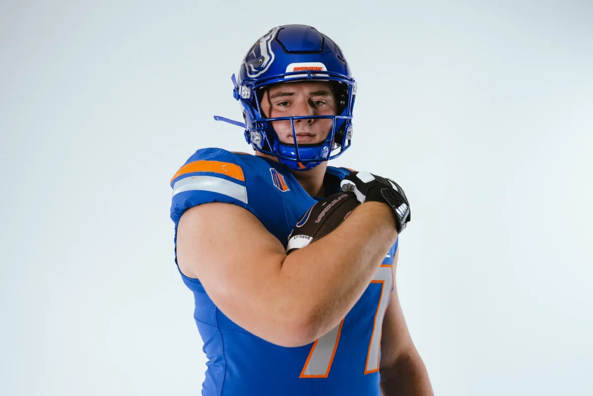 Kage Casey, the left tackle for Boise State Broncos.